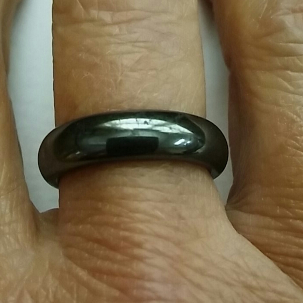 Black Hematite Ring - Picture 2 of 6